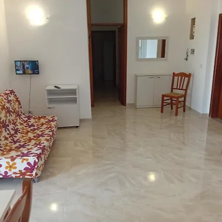Trilocale Vista Mare A Appartement