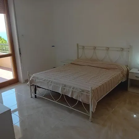 Appartement Trilocale Vista Mare A
