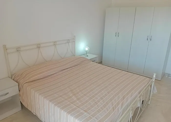 Trilocale Vista Mare A Apartament *