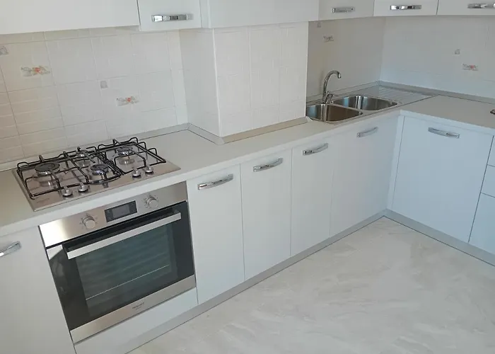 Trilocale Vista Mare A Apartment *