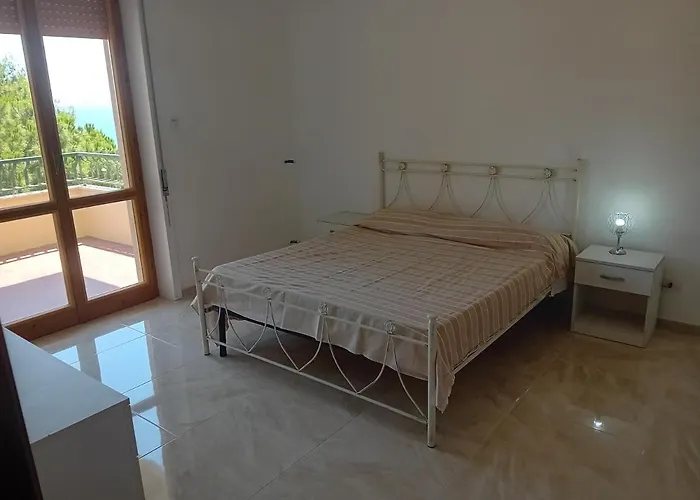 Apartament Trilocale Vista Mare A